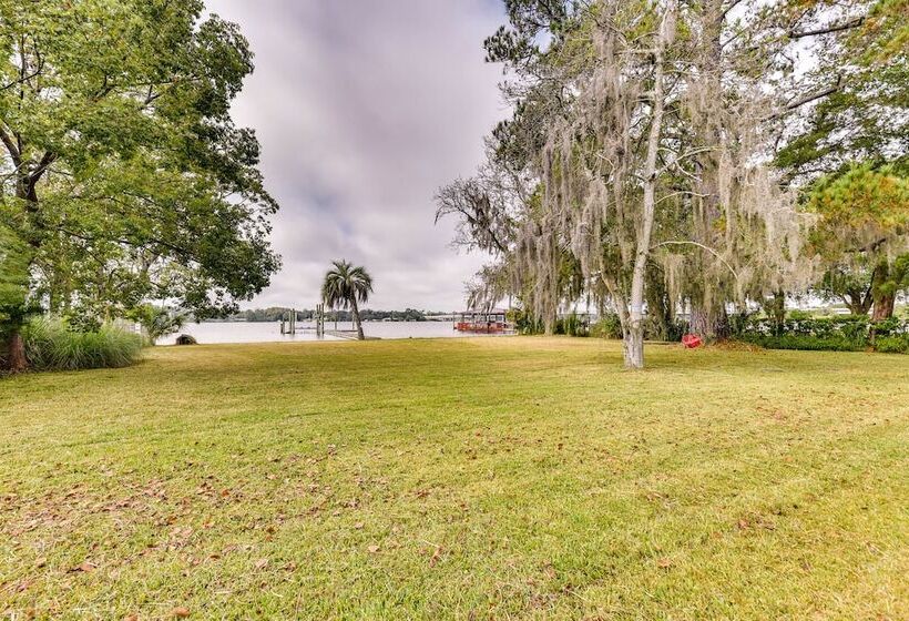 Jacksonville Vacation Home W/ Trout River Access