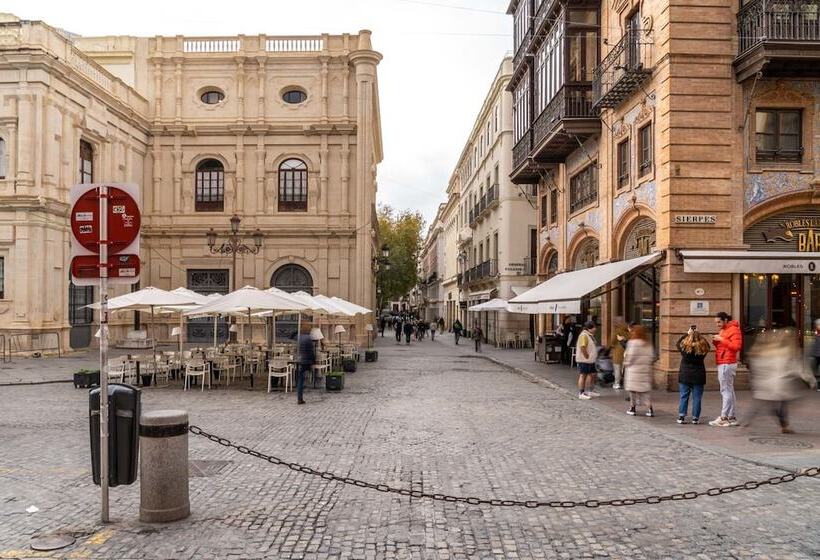 Limehome Sevilla Calle Granada