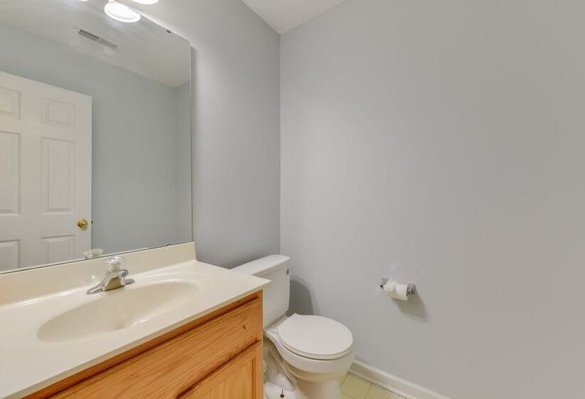 Charlotte Home ~ 11 Mi To Downtown!