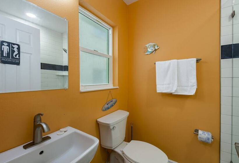 فندق على الطريق The Lofts At St Pete Beach