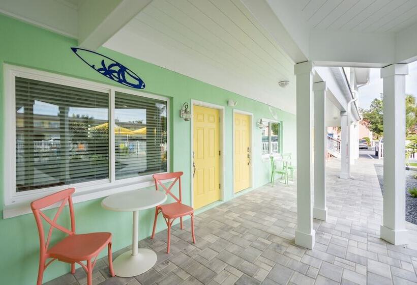 فندق على الطريق The Lofts At St Pete Beach