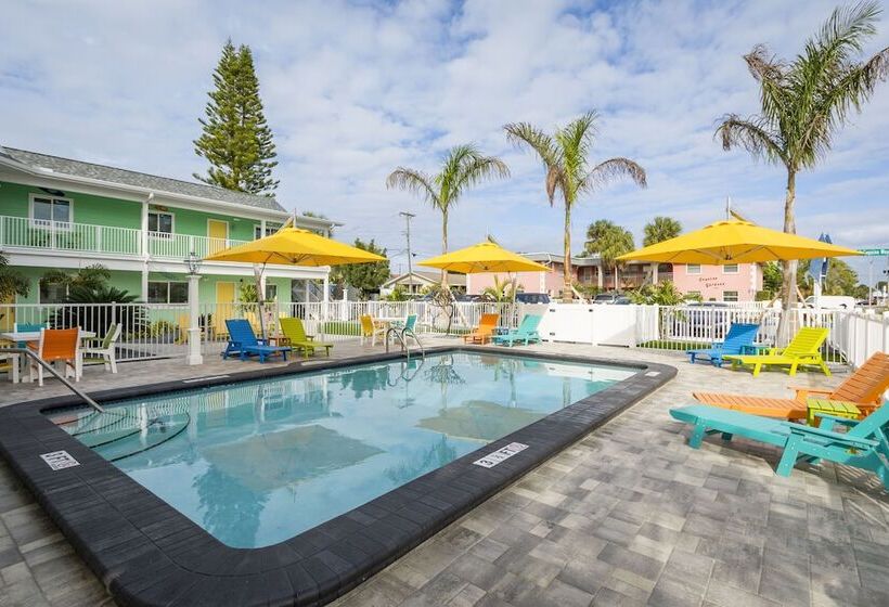 모텔 The Lofts At St Pete Beach