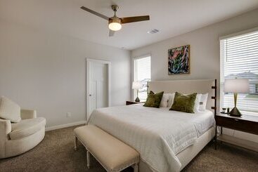 New Build College Station Home, Near Texas A & M!