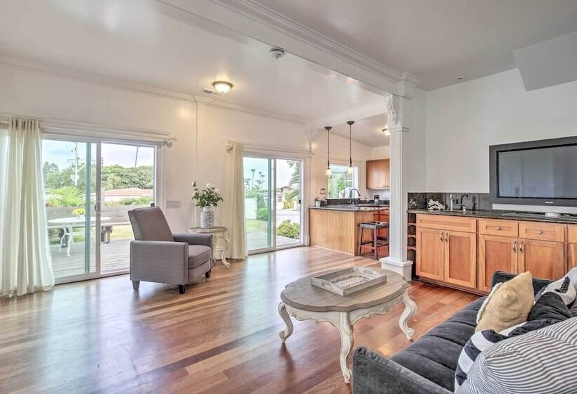 San Diego Home W/ Deck & Yard   2 Blocks To Bay!