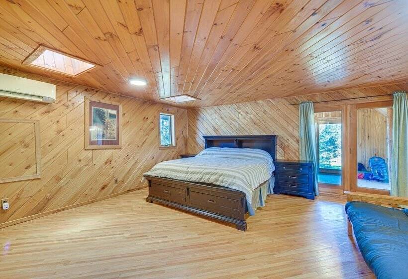 Secluded Log Cabin < 1 Mi To Munger State Trail!