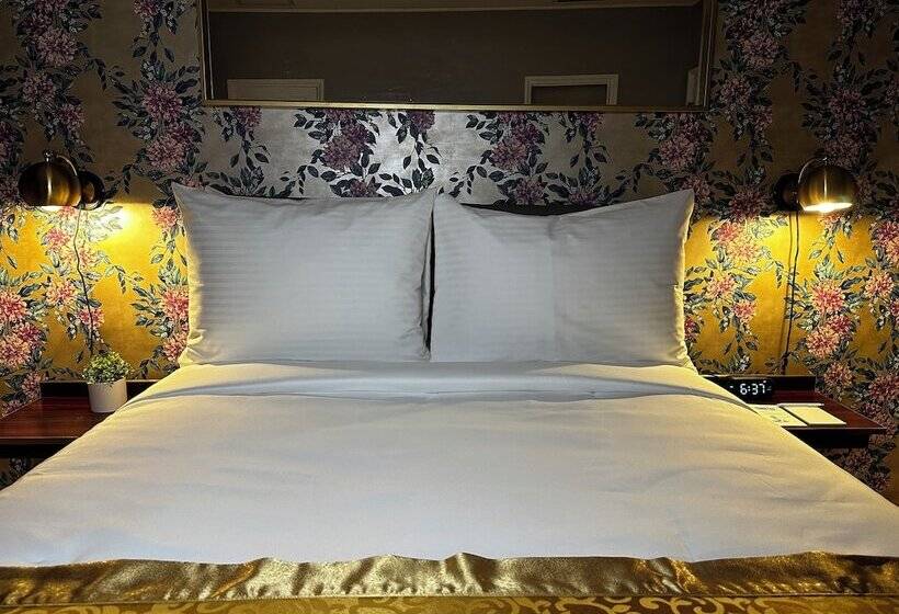 Tb Hotel Miami