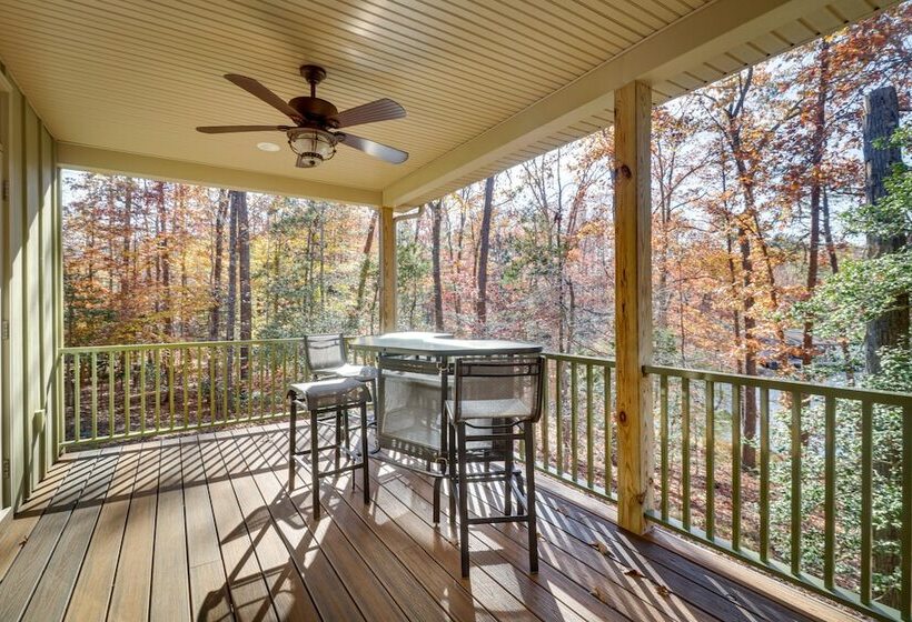 Waterfront Lake Anna Home: Kayaks & Private Dock