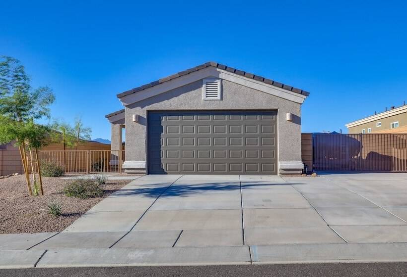 Bullhead City Home: Central A/c + Pool Access