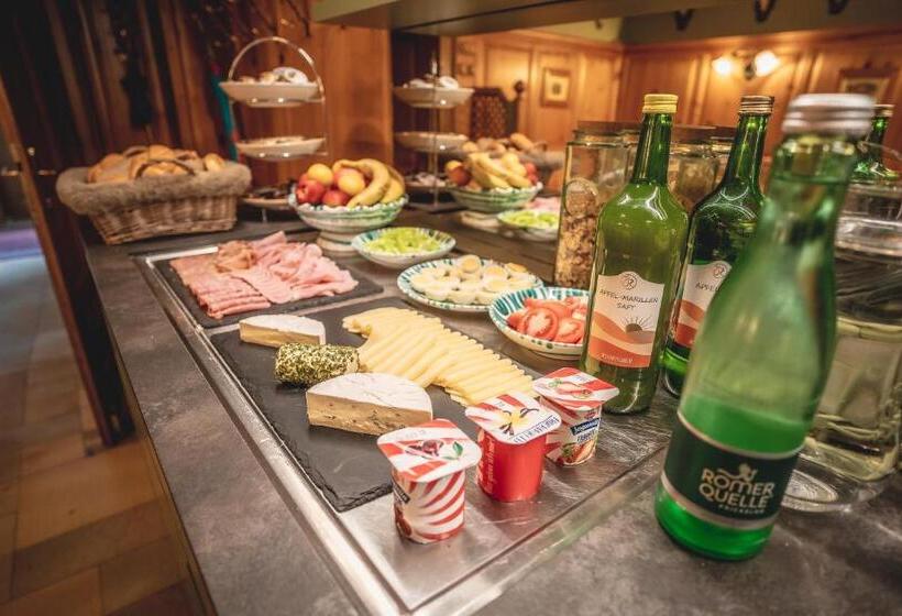 ユースホステル Gasthof Fischer Dörnbach