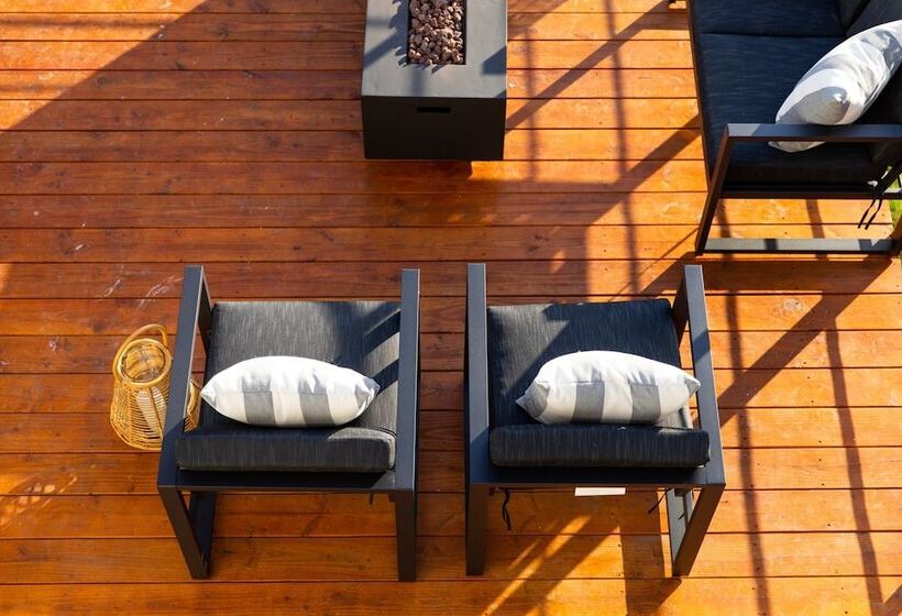 Avalon 2 Unit Buyout By Avantstay Mins To Gaslamp! Patio W/ Bqq