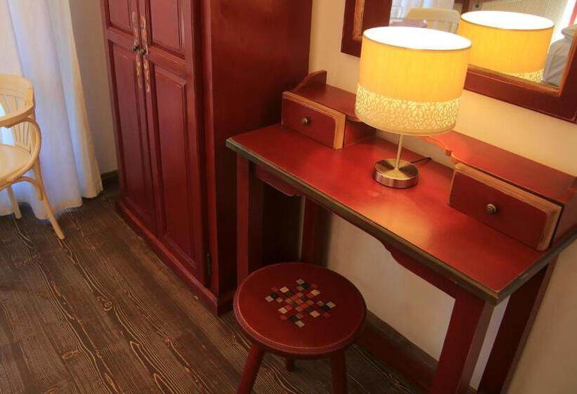 Bed and Breakfast Pastel Chalet
