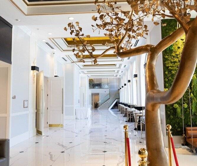 Chez Hotel Arlington Heights