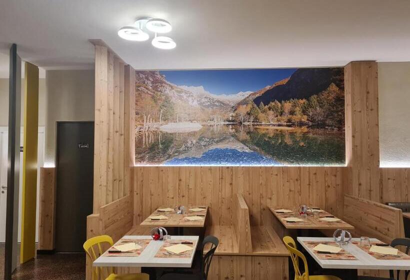 호텔 Ristorante Bucaneve