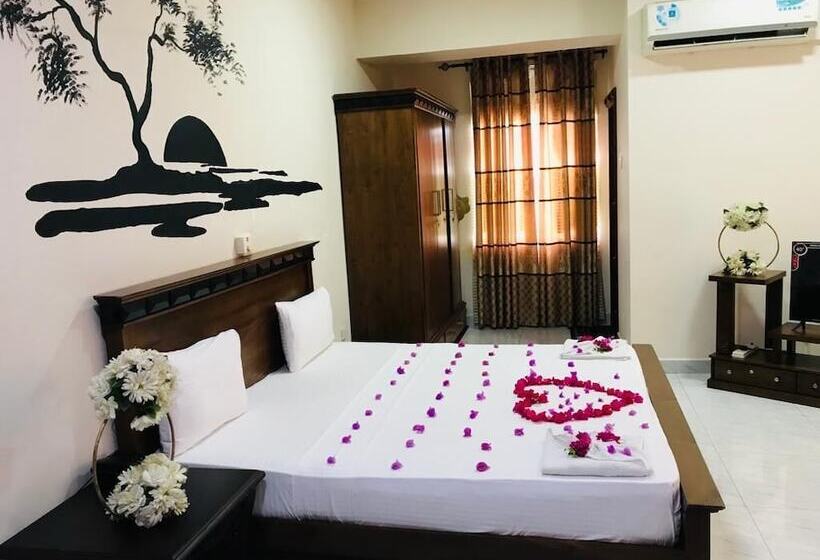 Отель Royal Grand Paradise Resort And Tours Near Colombo