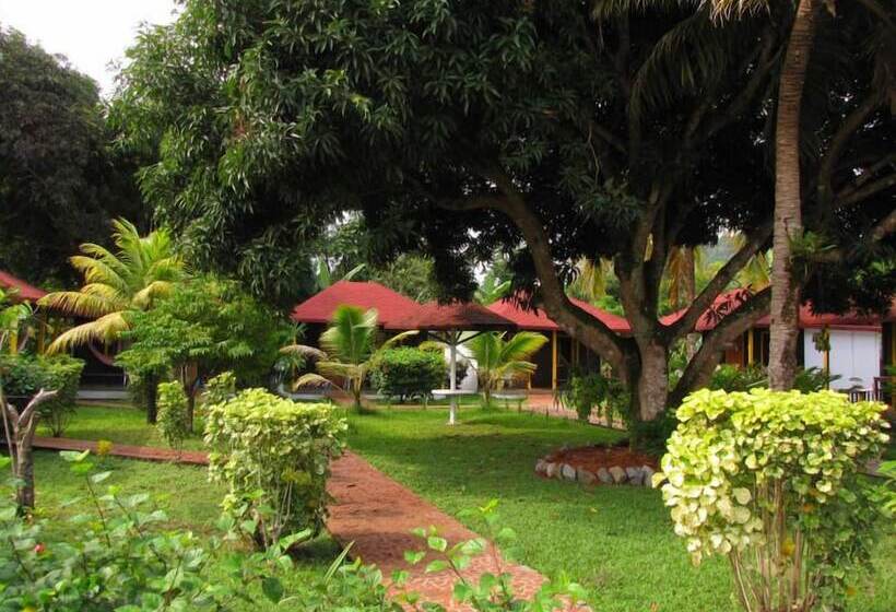 هتل Tacarcuna Lodge