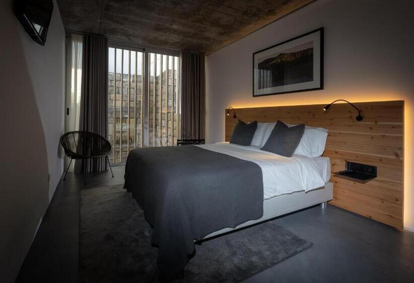 North Shore Hostel