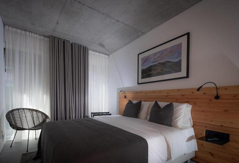 North Shore Hostel