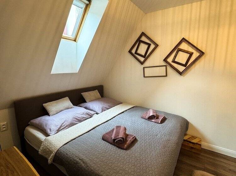 Opera Apartments