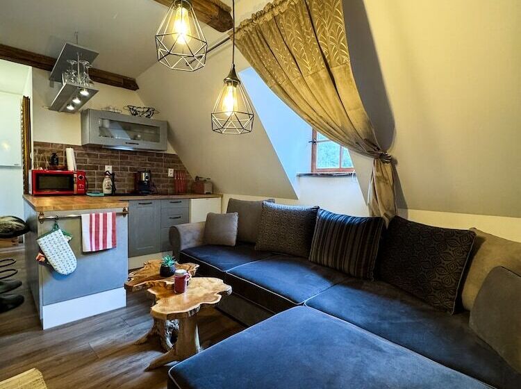 Opera Apartments