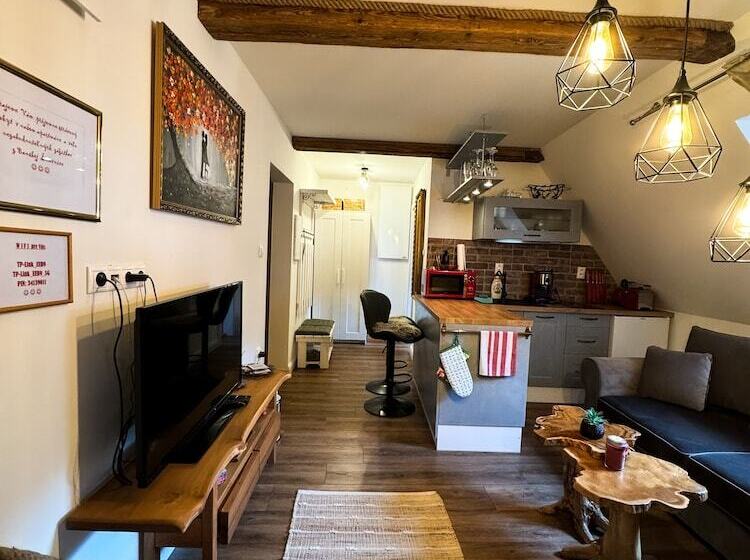 Opera Apartments