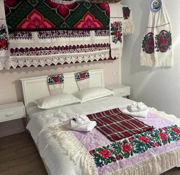 膳宿费 Flori De Tei Maramures
