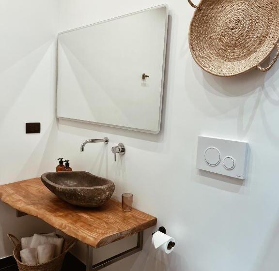 Pensão Kero Luxury Rooms