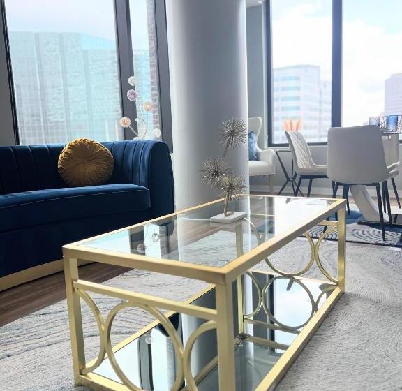 Premier Escape Tysons 4 Beds