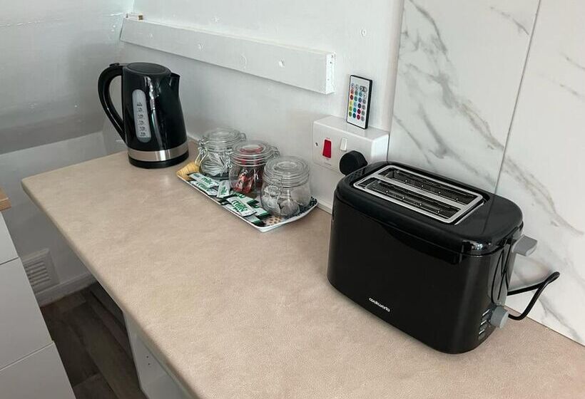 اقامتگاه Cosy House Near Lea Hall Train Station Bhx Nec Nia