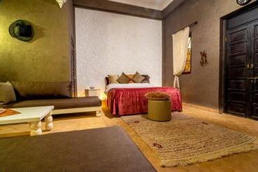 ریاض Villa Septha