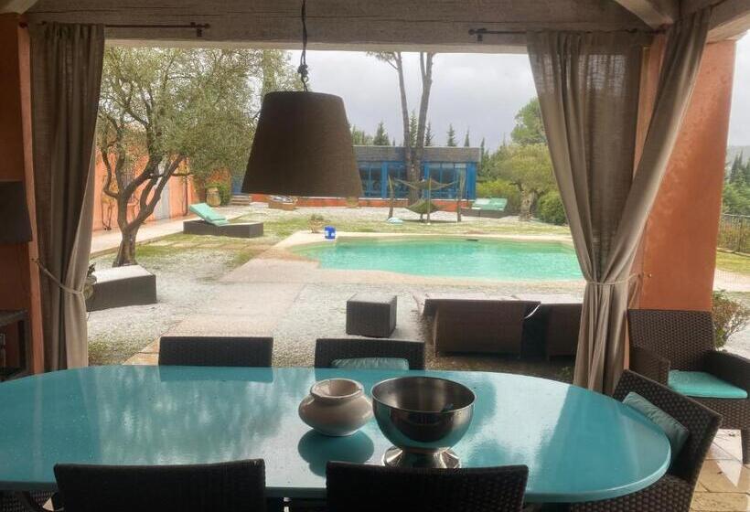 ベッドアンドブレックファースト L’hacienda Francesa