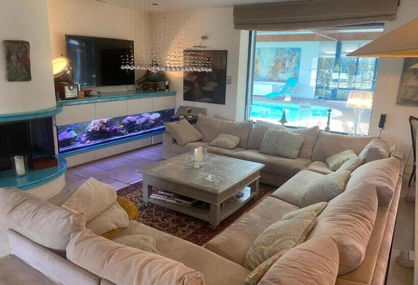 ベッドアンドブレックファースト L’hacienda Francesa