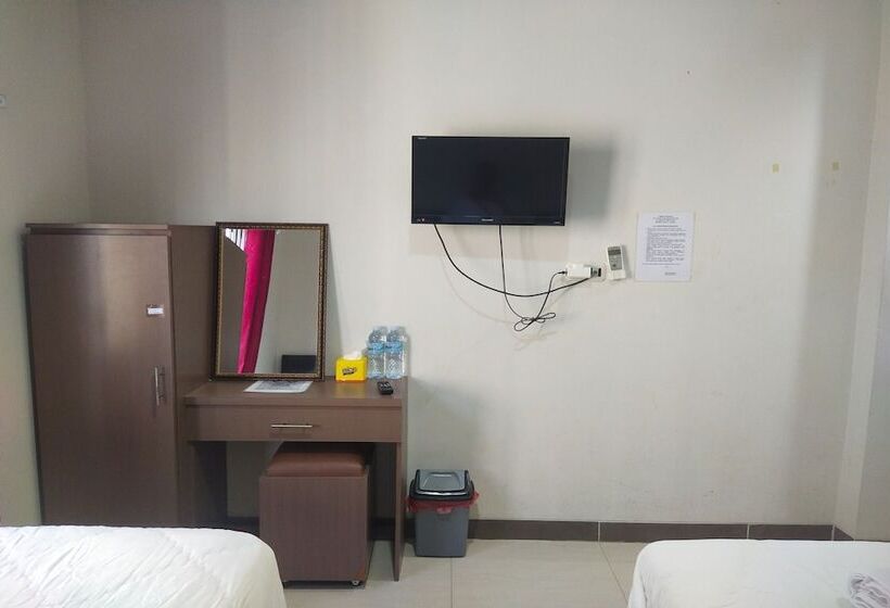 Capital O 93589 Hotel Wongso Syariah