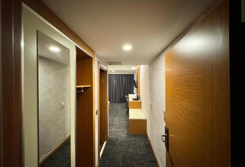 E5 Park Otel