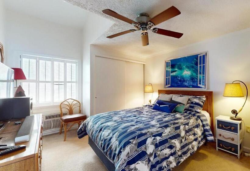 هتل Pintail Point Unit 305