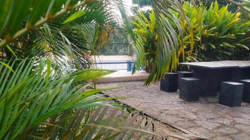 ホテル Rock View Inn