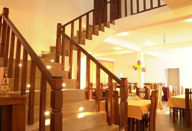 ホテル Rock View Inn