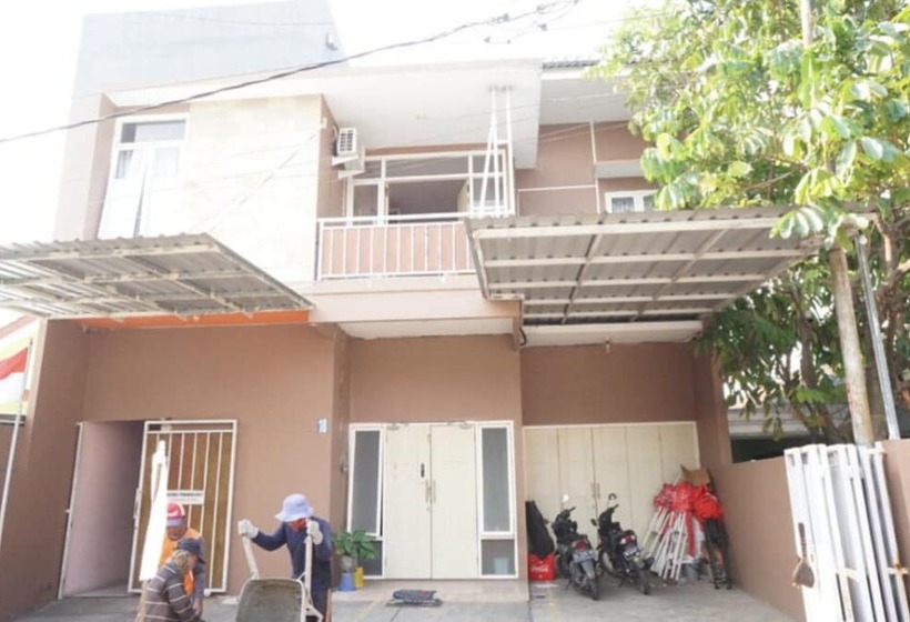 ホテル Spot On 93611 Kost Pak Suyatno Syariah 2