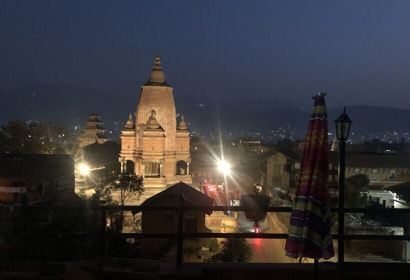 هتل Taleju Grand