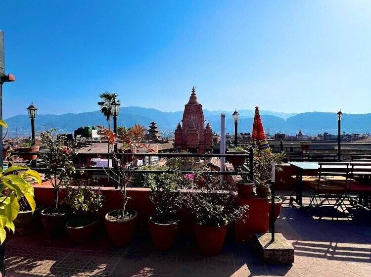 هتل Taleju Grand
