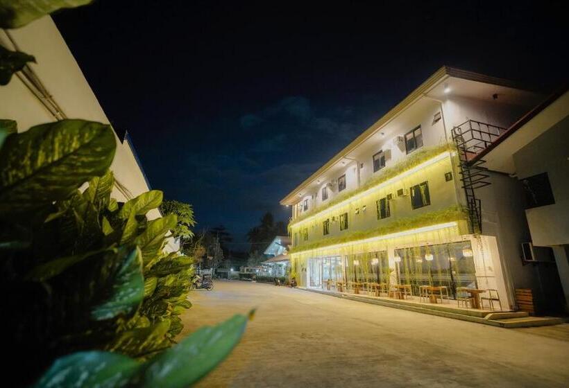 هتل Villa Soledad Garden Resort