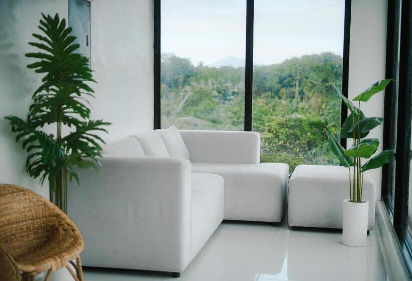 هتل Villa Soledad Garden Resort