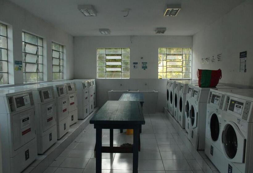 پانسیون Casa Do Estudante Universitário Do Paraná