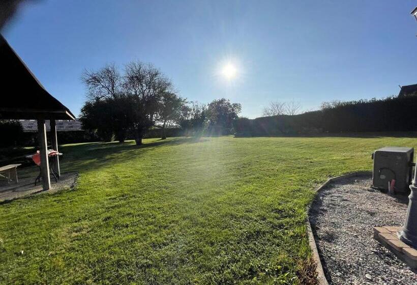 Bed and Breakfast La Villa Du Fresneaux