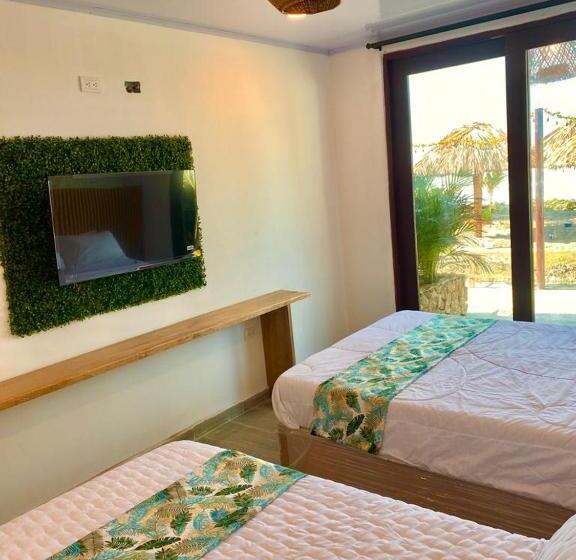 هتل Moñitos Beach