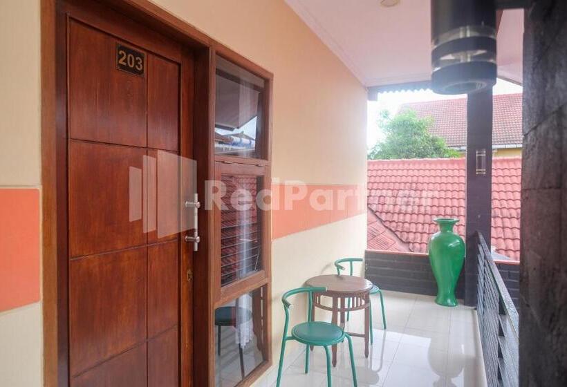 هتل Ndalem Pundhi Maguwoharjo Redpartner