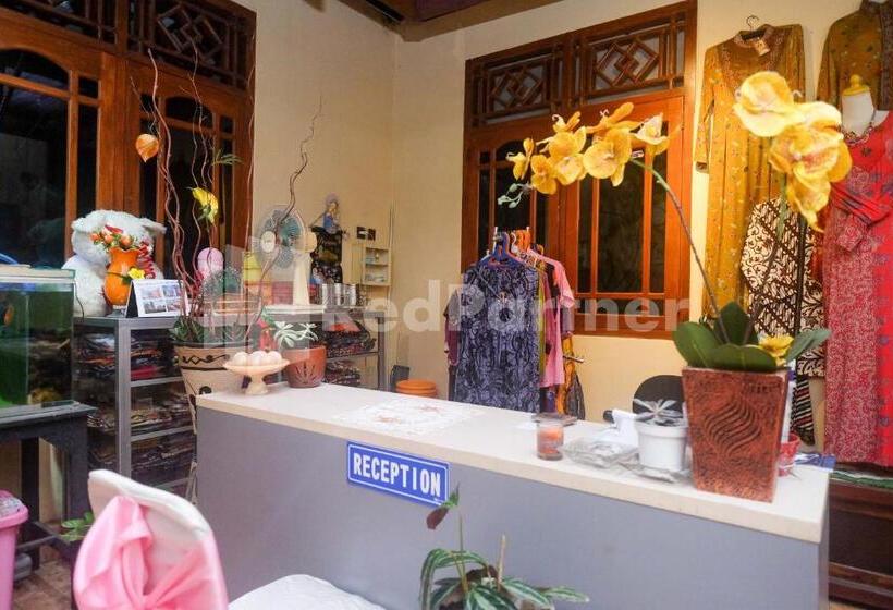 هتل Ndalem Pundhi Maguwoharjo Redpartner