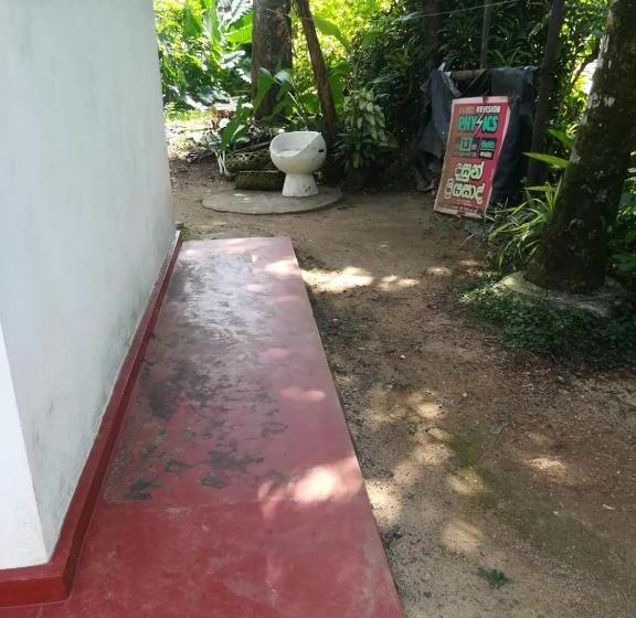 هتل Niro Villa