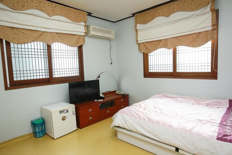 Jun Motel