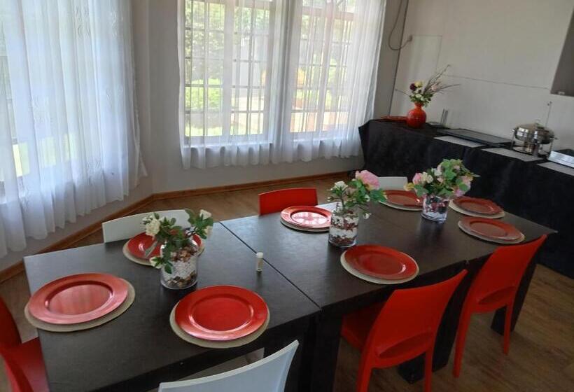 پانسیون Adante Lodge 27 Mlonyeni