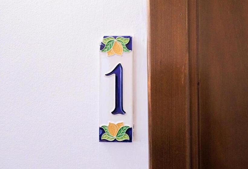 پانسیون Casa Querencia Rooms